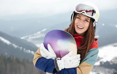 Обои спорт, экстрим, snowboard, спортсменка, экипировка, боке, тренировка,  wallpaper., зимние виды спорта, сноубордистка, красивая женщина, мороз  солнце день чудесный, лыжная база, Valeria Snegnay, природа склон картинки  на рабочий стол, раздел спорт - картинки