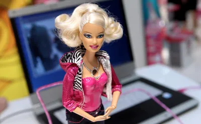 Производитель кукол Барби Mattel ведет переговоры о продаже бизнеса | РБК  Инвестиции картинки