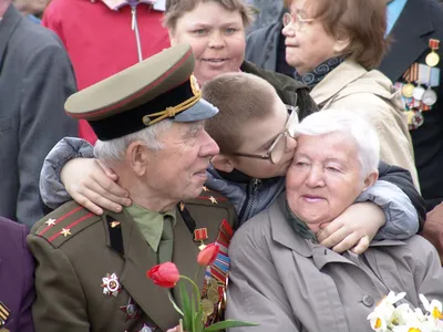 День Победы: покажи Калуге свой! Ищем лучшие фото и видео с главного  праздника страны - Праздники - Новости - Калужский перекресток Калуга картинки