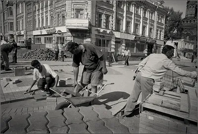 Прогулка по Баумана в 90-е годы. Фотографии, которые мягко отбросят вас в  прошлое - e-Kazan.ru картинки