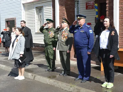 В Выксе сегодня провожали первых новобранцев весеннего призыва ::Выксунский  рабочий картинки