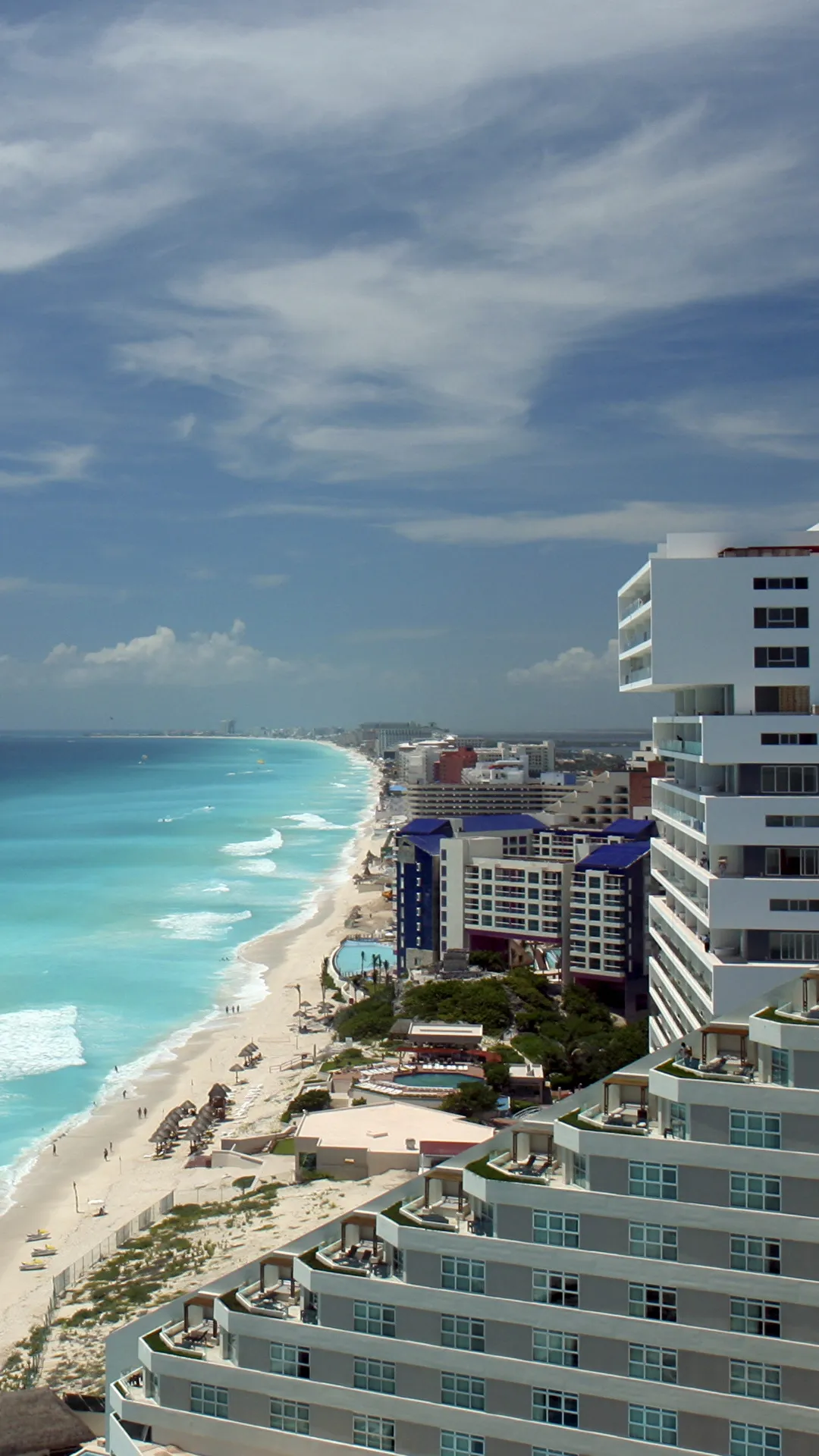Время в канкуне сейчас. Канкун Мексика. Карибское море Мексика Канкун. Пляжи Мексики Канкун. Канкун набережная.