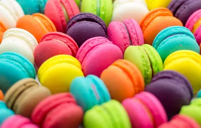 Обои colorful, десерт, пирожные, сладкое, sweet, dessert, macaroon, french,  macaron, макаруны картинки на рабочий стол, раздел еда - скачать картинки