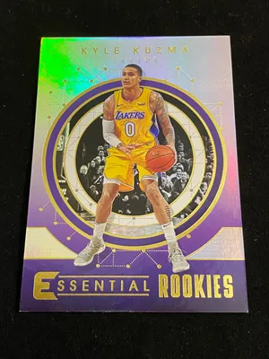 Лот - (как новый) Баскетбольная карточка Panini Essentials Rookies Kyle Kuzma Rookie #ER-29 2017-18 гг. картинки