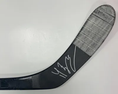 13. Клюшка, использованная в игре, Валерий Ничушкин — с автографом — Colorado Avalanche — NHL Auctions картинки