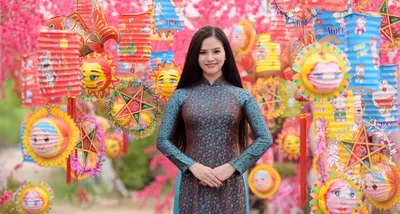1023872 женщины, азиатка, улыбка, игрушка, китайский Новый год, кукла, карнавал, цвет, фестиваль - Rare Gallery HD Wallpapers картинки