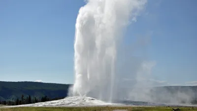 1001685 Old Faithful, Йеллоустонский национальный парк, весна, формация, гейзер, рельеф, географический объект, водоем - Rare Gallery HD Wallpapers картинки