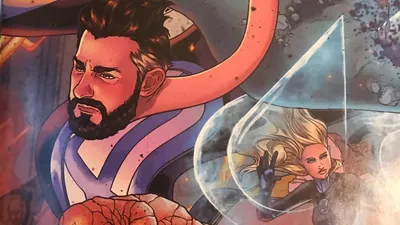 Дизайн нового персонажа Мистера Фантастика в «Фантастической четверке» от Marvel Comics похож на Джона Красински! — ГикТиран картинки