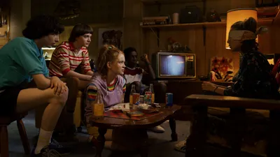 Испытайте перевернутое в магазине Strangers Things в Оук-Брук | WGN-ТВ картинки