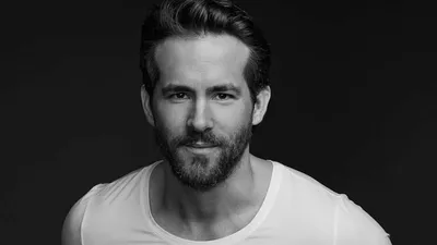 Бесплатные обои для телефона Guy Ryan Reynolds 4K #1450b картинки