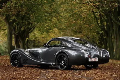 Morgan Aero 8, а внутри - Гоша Куценко - CrazyWheels картинки