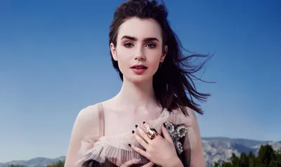 Скачать бесплатно обои Lily Collins Fondos в 2019 году Lily Collins Lily [1000x1718] для рабочего стола, мобильного и планшета | Исследуйте 16+ обоев Лили Коллинз 2019 года | Обои Миша Коллинз, Обои Лили Коллинз, Обои Лили картинки