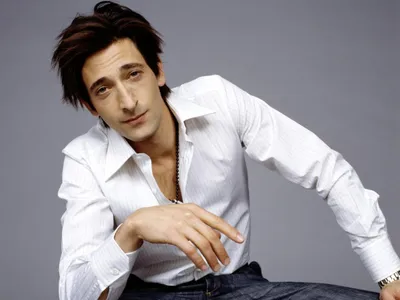 Adrien Brody Beard Фонды брюк Adrien Brody Imágenes por Roanna6 | Испанские изображения картинки