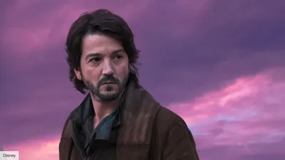 Смотреть Diego Luna Rewatches Star Wars, Narcos, Andor, Frida \ u0026 Еще | Выбор сцены | Ярмарка Тщеславия картинки