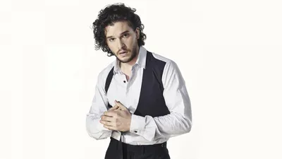 Обои взгляд, футболка, мужчина, цепь, красивый, Kit harington картинки на рабочий стол, раздел мужчины - скачать картинки