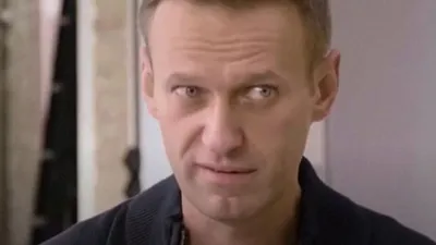 Alexei Navalny claims Russian authorities poisoned him - 'I felt like I was  dying' | World News | Sky News картинки