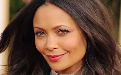 Рабочий стол Hintergrundbilder Thandie Newton Prominente картинки