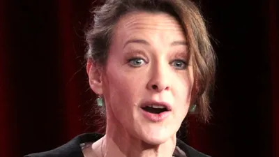 SHOWTIME a Twitter: \"🏆 Joan Cusack, Outstanding Guest Actress in a Comedy  Series #Shameless https://t.co/HAODjMOy49\" / Twitter картинки