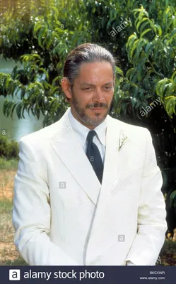 Raul Julia as Gomez - Рауль Хулия фото (30590647) - Fanpop картинки