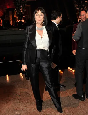 Suprisingly Sexy Anjelica Huston Now Imágenes por Juline30 | Испанские изображения картинки