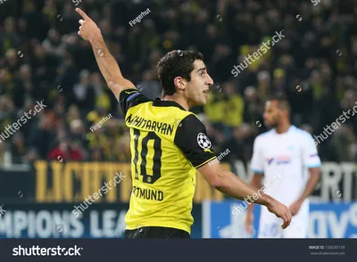 Скачать обои football, Borussia Dortmund, Henrikh Mkhitaryan, Pierre Hojbjerg, Bundeliga, FC Bayern Munich для монитора с разрешением 2560x1600. Высококачественные обои HD картинки картинки