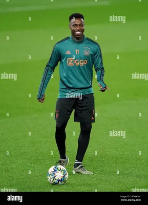 Quincy Promes Нидерланды во время Uefa Nations Editorial Stock Photo - Stock Image | Редакция Shutterstock картинки