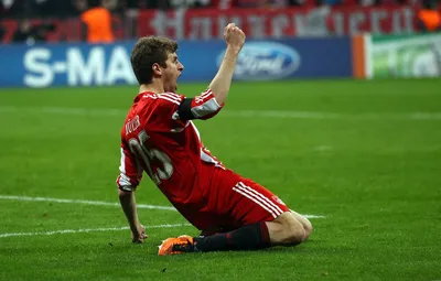 Thomas Muller Bayern Munchen 和德国人y Red Alianz Arena Stadium Football 图片s 运动Football 图片Thomas Muller 图片从Caitlin |照片图像图像 картинки