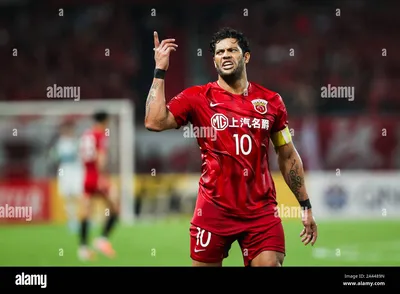 Brazilian Football Player Givanildo Vieira Sousa Better Known Hulk China's  – Stock Editorial Photo © ChinaImages #236485906 картинки