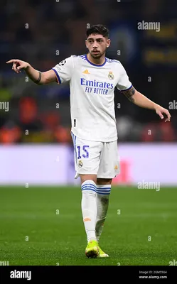 Скачать обои Federico Valverde, 4k, 2020, Real Madrid FC, Uruguayan footballers, La Liga, Spain, Federico Santiago Valverde Dipetta, neon lights, soccer, football, Real Madrid CF, LaLiga, Federico Valverde 4K для рабочего стола с помощью картинки