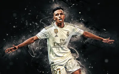 Скачать обои Rodrygo, Real Madrid, бразильский футболист, портрет, серый каменный фон, football, La Liga, Champions League, Spain, Rodrygo Silva de Goes для монитора с разрешением 2880x1800. Высококачественные обои HD картинки картинки