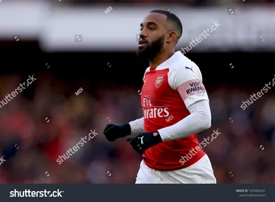 126 Lacazette Stock Photos — Бесплатные стоковые фотографии без лицензионных платежей от Dreamstime картинки