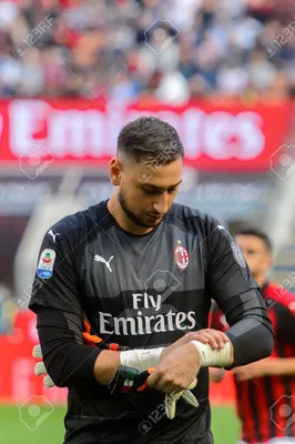 Passiert jedem Mal\": Donnarumma verteidigt Messi nach Fehlschuss картинки