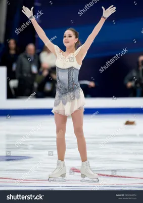 Алина Загитова из России на чемпионате Европы 2019 Фото со стока - Alamy картинки