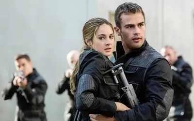 Divergent Película Плакаты Изображения для Tailor37 | Испанские изображения картинки