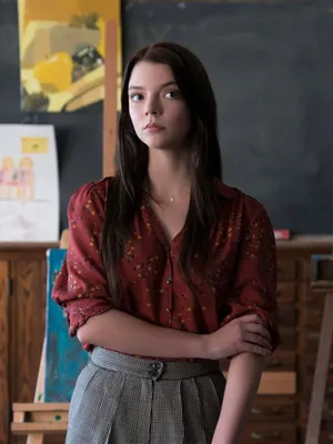 Скачать Anya Taylor-joy In Glass Movie Wallpaper картинки