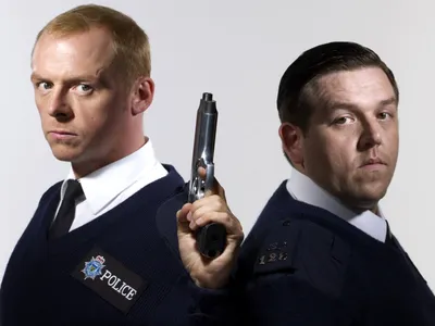 мужской черно-серый топ с воротником, Ник Фрост, Саймон Пегг, Hot Fuzz, фильмы HD обои | Обои Блики картинки