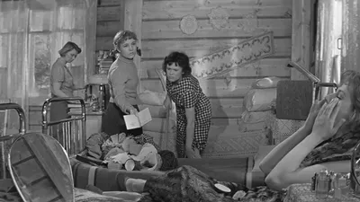 Фильм «Девчата» 1961: актеры, время выхода и описание на Первом канале /  Channel One Russia картинки