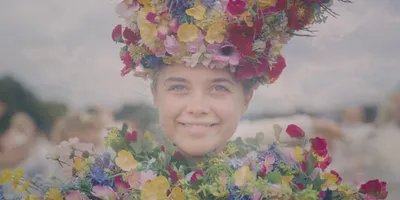 Обзор фильма Midsommar: Ари Астер маскирует фильм о расставании под фолк-хоррор в «Наследственном продолжении» — Entertainment News , Firstpost картинки