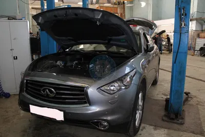 Газ на Infiniti Qx70 2017 года 333 л.с. 3696 картинки