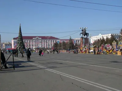 Старинный паровоз установили перед вокзалом в Таразе - Железнодорожник  Казахстана картинки