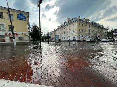 Ливень и град обрушились на Тверь картинки