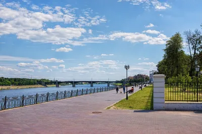 Набережные в Твери (р. Волга): А.Никитна, С.Разина, М.Ярославича, фото,  адрес, описание картинки