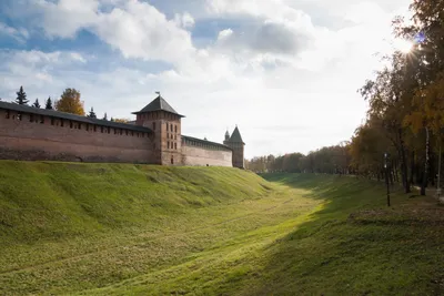 Город Великий Новгород, въездной знак, Великий Новгород, Северный район,  243-й квартал — Яндекс Карты картинки