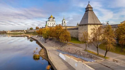 Город Псков: отзыв о жизни в нем, средняя зарплата, цены на жилье, медицина  и образование, транспорт, достопримечательности, магазины и кафе картинки