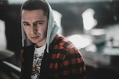 Песню исполнителя Oxxxymiron «Ойда» проверят на экстремизм - МК картинки