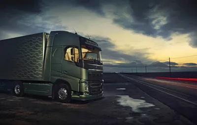 Обои небо, трасса, volvo 2013, euro truck simulator 2, трейлер. картинки на рабочий стол, раздел игры - скачать картинки