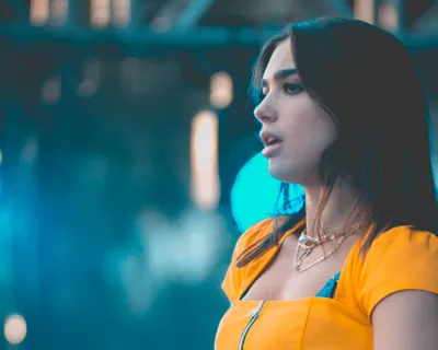 2020 dua lipa vogue australia 4k iPhone X Обои скачать бесплатно картинки