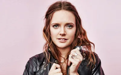 Скачать обои Tove Lo, шведская певица, портрет, фотосессия, популярные певицы, Ebba Tove Elsa Nilsson для монитора с разрешением 2880x1800. Высококачественные обои HD картинки картинки