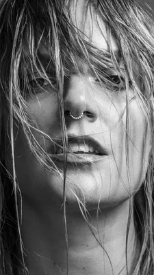 1080x1920 Tove Lo Monochrome 2018 Iphone 7,6s,6 Plus, Pixel xl, One Plus 3,3t,5 HD 4k Обои, изображения, фоны, фото и картинки картинки