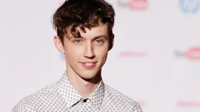 Troye Sivan Fondos de pantalla Imágenes por Margi1 | Испанские изображения картинки